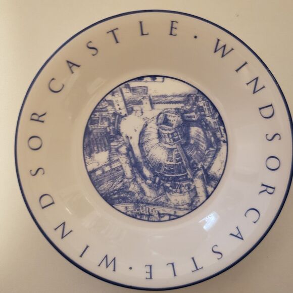 Vintage Windsor Castle Dish Blue White HR Queen Fine Bone China for Trinket Ring - Picture 8 of 9